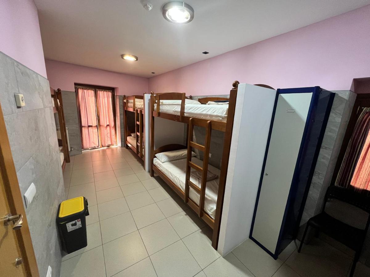 Albergue Casa Mariela Solo Peregrinos Con Credenciales Torres del Rio Buitenkant foto